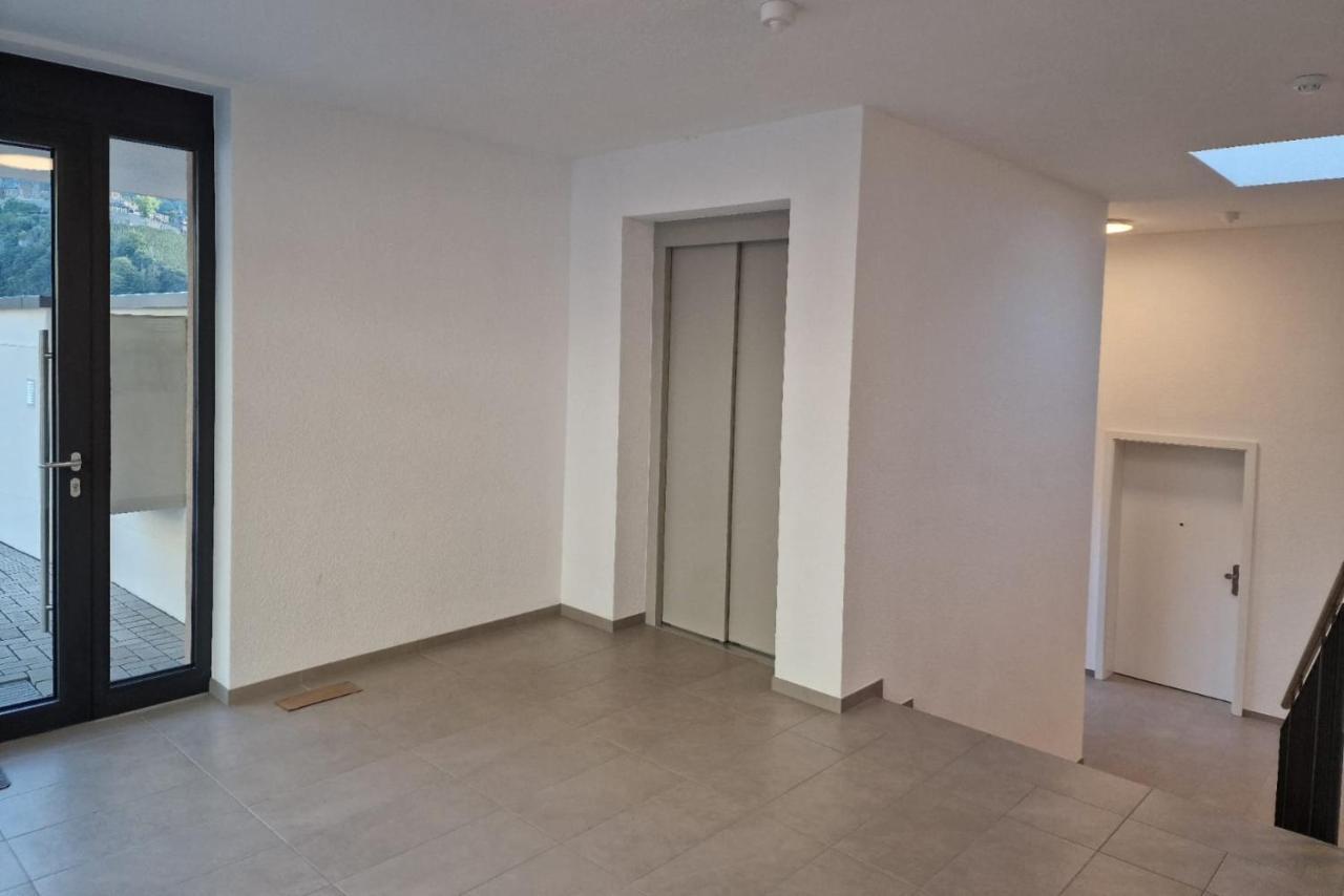 Vivamosel: Appartement Mit Mosel & Burgblick - Balkon - Parken - Aufzug - Fahrradraum Commune fusionnée de Cochem-Land Extérieur photo